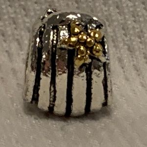 NWOT 925 Silver Shell & Gold Plated Starfish Charm